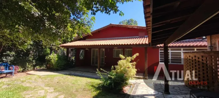 Casa à venda no Condomínio Flamboyant, em Atibaia