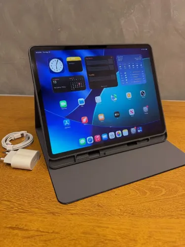 iPad Air M3 13 Polegadas ( 5G + Wi-Fi ) Oportunidade!