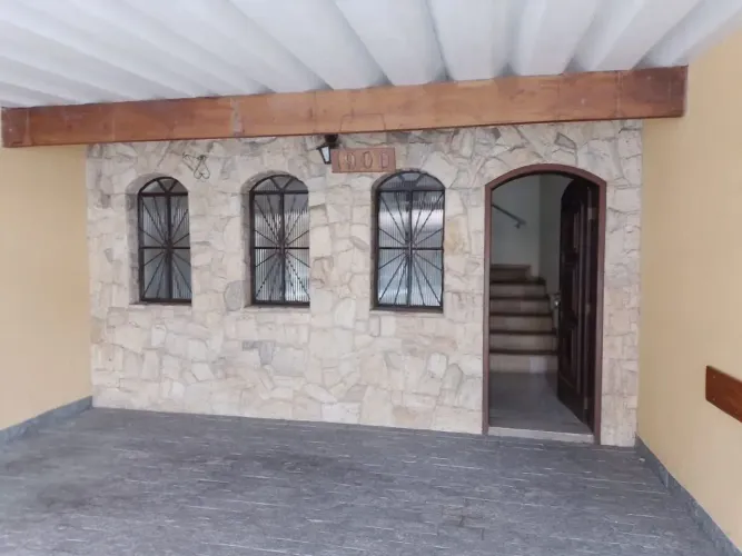 CASA SOBRADO A VENDA TAUBATÉ