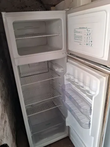 Geladeira smaltec 2 portas