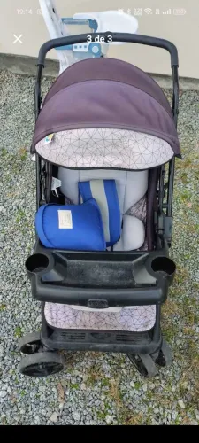 Carrinho de bebê e Canguru