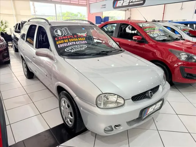 Chevrolet Corsa Wagon GLS 1.6 8V 4P 2001