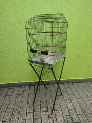 GAIOLA GRANDE COM SUPORTE BASE