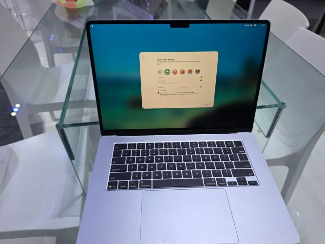 Mcbook Air M4