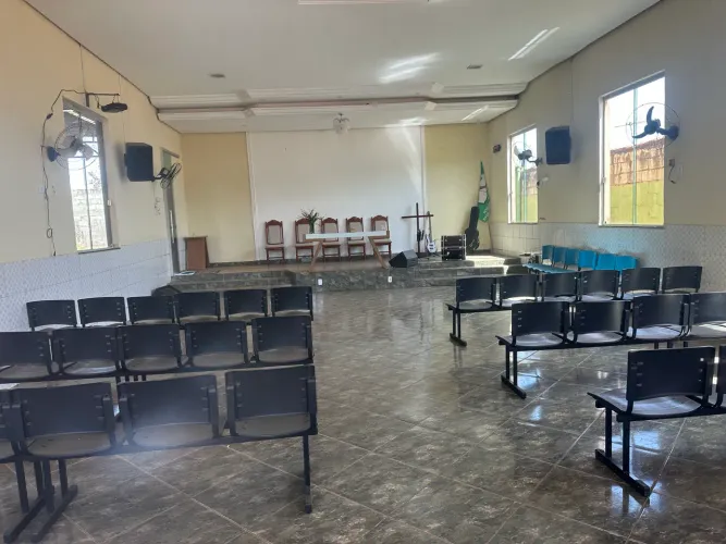 Galpão para venda aceita casa em Goiânia, Goianira ou Trindade na negociação