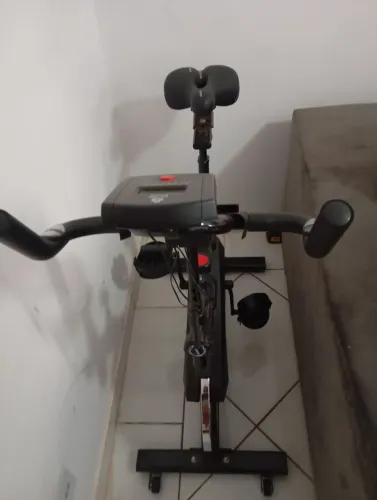 Vendo bicicleta ergométrica 