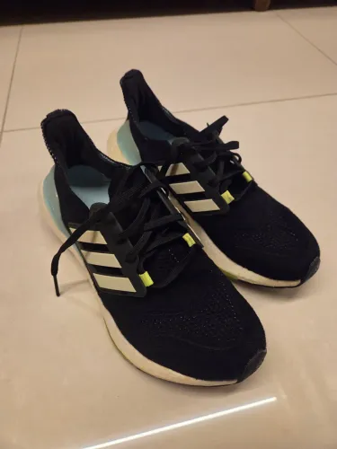 Tênis Adidas Ultraboost 22 Tamanho 36