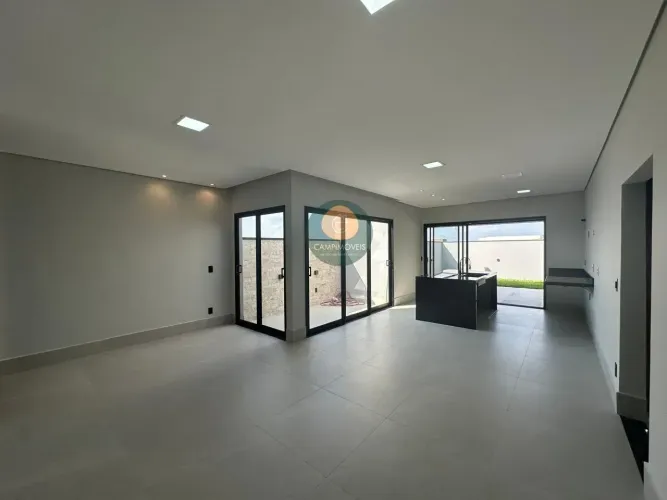 Casa à venda no Condomínio Solar das Esmeraldas com 3 dormitórios, suíte e área gourmet