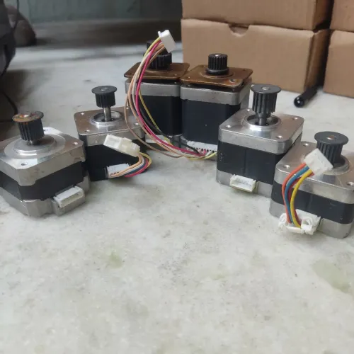 Kit 6 motores de passo NEMA 17 - Sortidos - K03