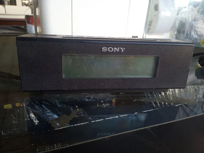 Rádio relógio Sony ICF-C707 Dream Machine AM/FM