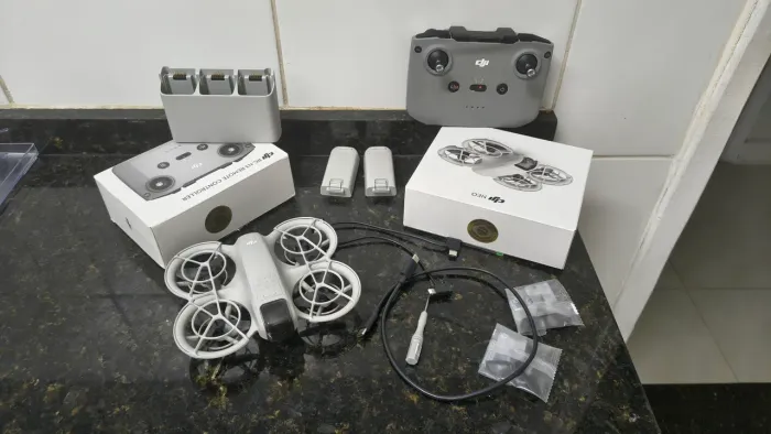 DJI NEO Anatel usado na garantia no Brasil completo Fly more