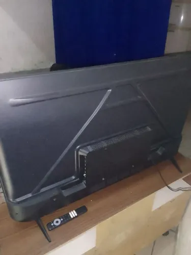 TV 50 polegadas semi nova, para retirada de peças ou troca de tela...preco a combinar.