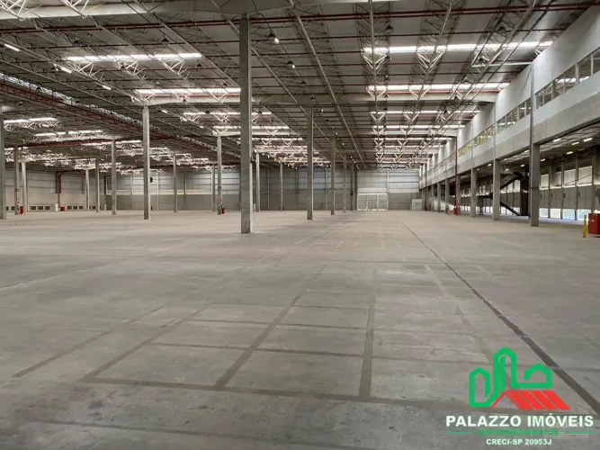 GALPÃO EM CONDOMÍNIO LOGÍSTICO EM OSASCO COM 5.924,90M2 VIA TRANSVERSAL SUL
