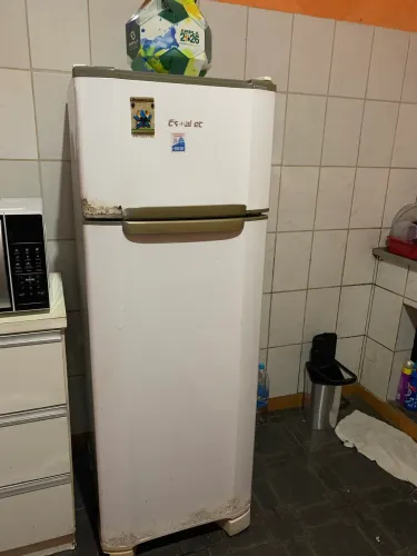 Geladeira seminova