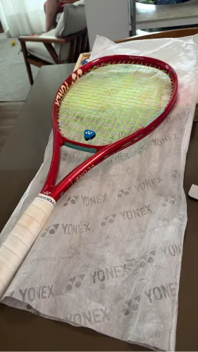 Yonex Vcore 100 L3 nova