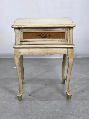 Mesa auxiliar provençal 