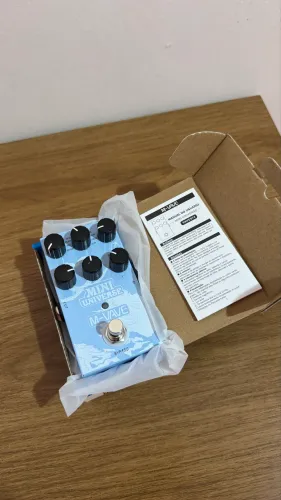 Pedal Reverb Mini Universe Mvave