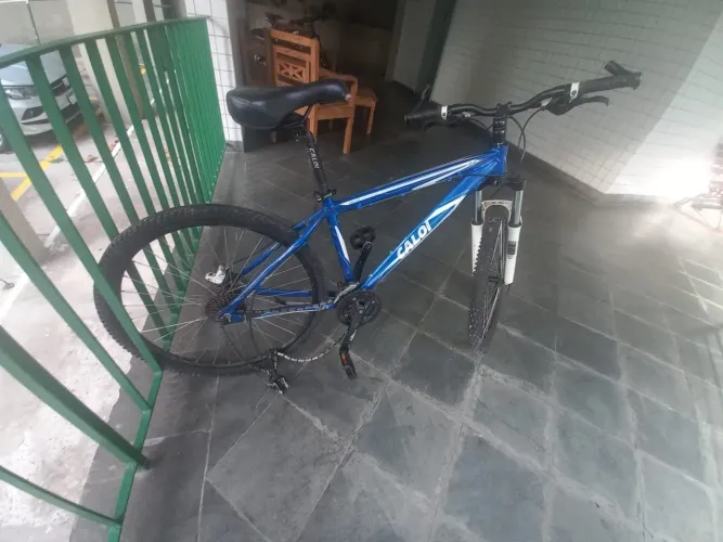 Bicicleta Caloi Aro 26 - 21 Marchas | Quadro 16 | Freio Hidráulico