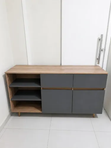 Buffet / Aparador 4 Portas com 2 Nichos - Cinza e Madeira