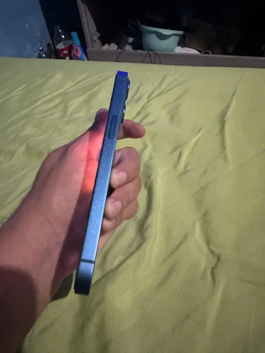 iPhone 13 128