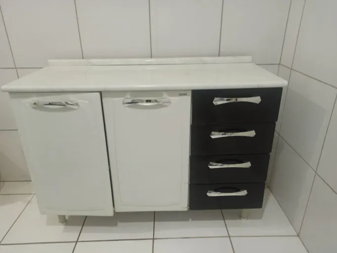 Armário de cozinha( balcão)