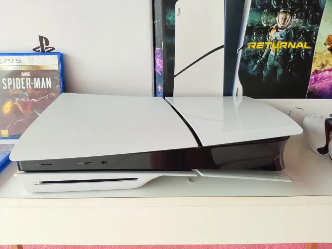 Playstation 5 slim 