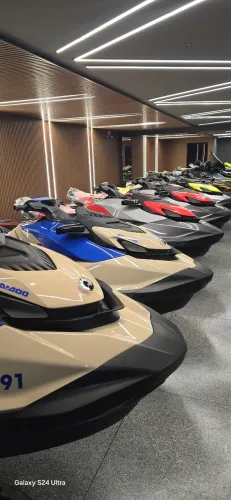 Jet ski seadoo brp yamaha  rxp gtr gtx gti rxt spark 