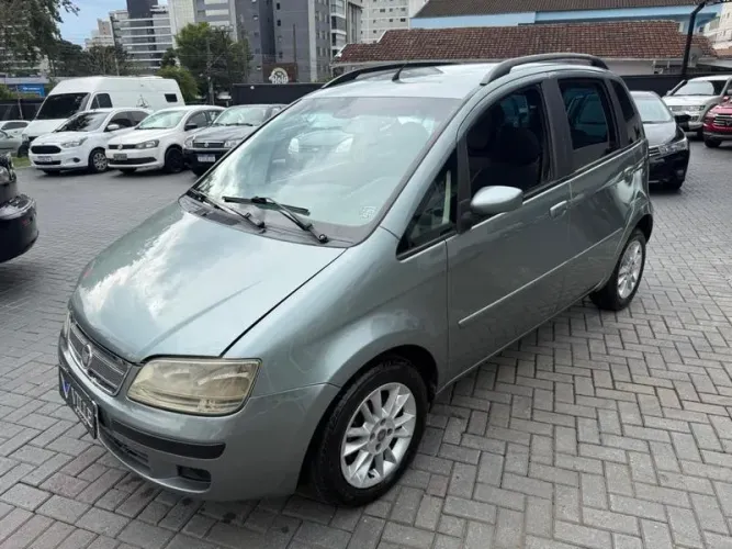 Fiat Idea Attractive 1.4 Fire Flex 8V 5P 2009