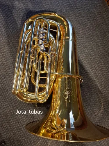 Tuba CONN 6/4 Sib 