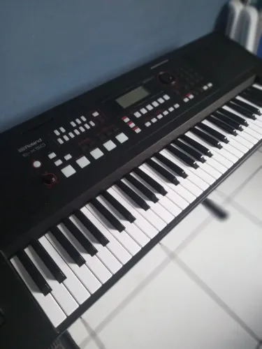 Teclado Roland Ex 50