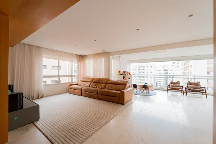 Apartamento para venda em Campo Belo com 3 quartos, 220m²