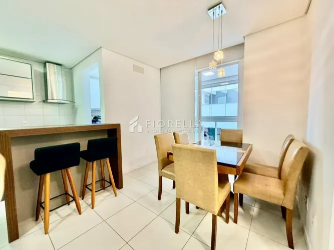 Apartamento com 02 dormitórios sendo 01 suíte - Praia Comprida/São José.