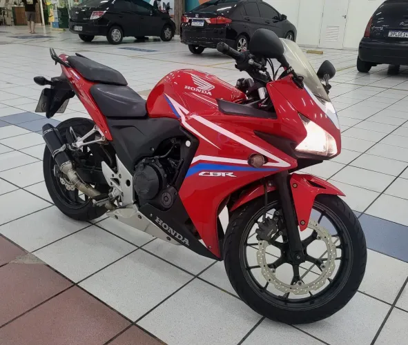 CBR 500R DESIGN EXCLUSIVO