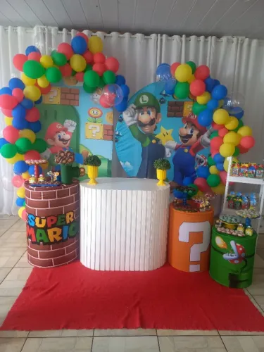 Kit decoração de festa - capas para cilindros e painéis | Usado 1 vez