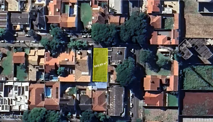 Terreno à Venda na Zona 5 de Maringá