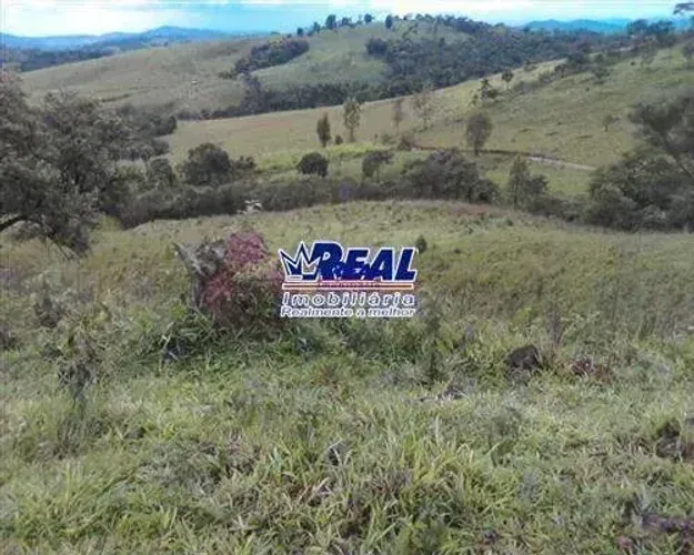 Chácara á venda em Bonfim por R$ 150.000,00!