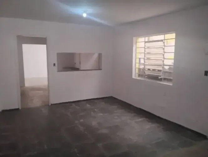 Imóvel para aluguel possui 217 metros quadrados com 2 quartos em Vila Cruzeiro - São Paulo