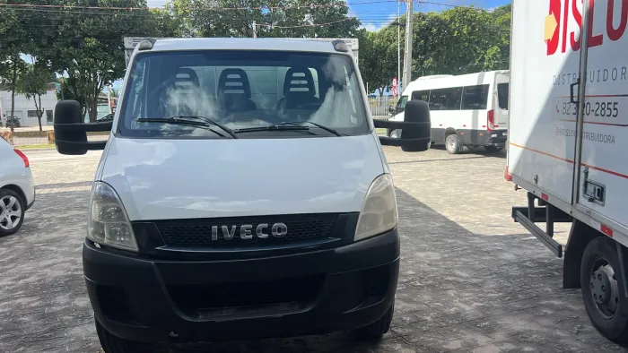 Iveco Daily Chassi 70c16 Massimo 3.0 16V Turbo Diesel Mec. 2012