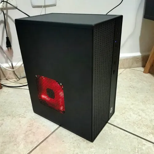 Computador Desktop - Athlon II X2, 4GB RAM e SSD 240GB