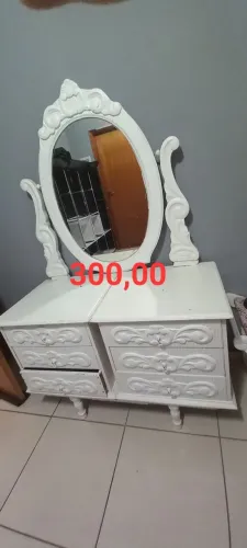 Vendo Penteadeira com banqueta