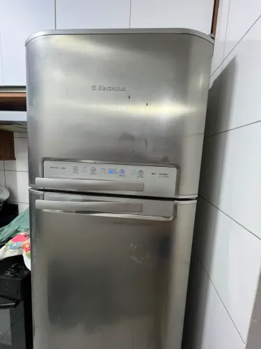 VENDO - Geladeira Electrolux