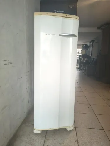Freezer Electrolux 177 litros 220v ENTREGO 
