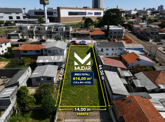 Terreno com 616m2 em Uvaranas próximo ao Centro
