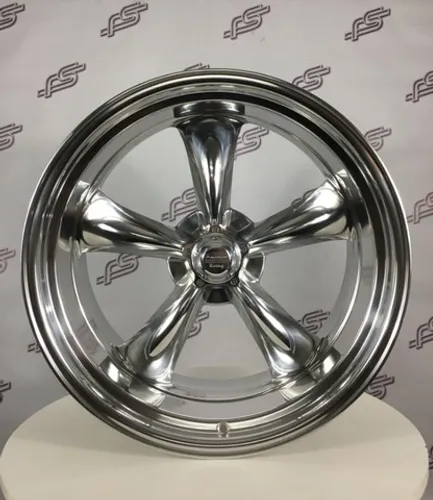Rodas Torq Thrust Aro 20 dianteira e 22 traseira / Talas 8 e 11 / Furação 5x114,3