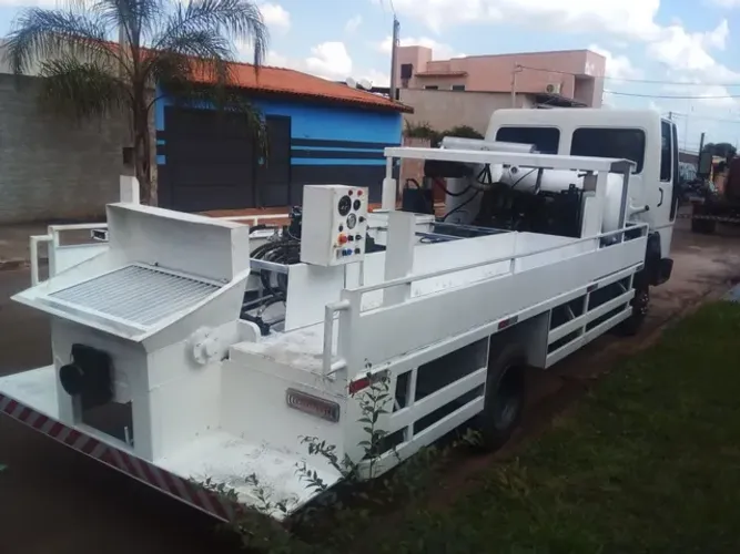 Bomba de concreto  - ótima oportunidade!!