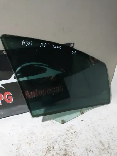 Vidro dianteiro direito Peugeot 307 05 4p