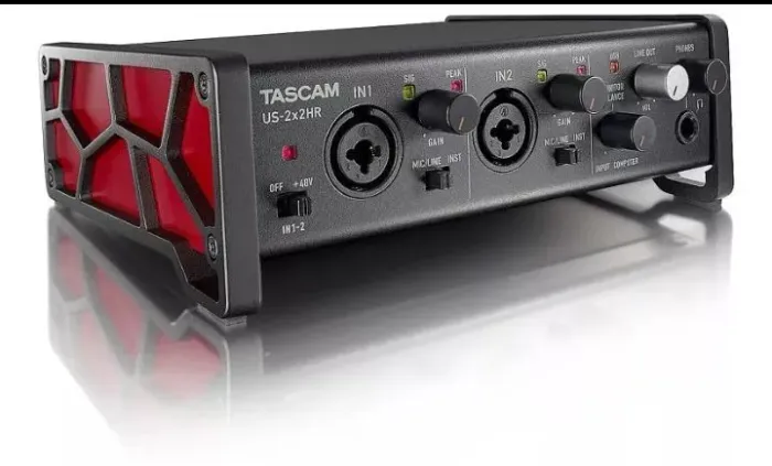 Interface áudio Tascam us2x2hr