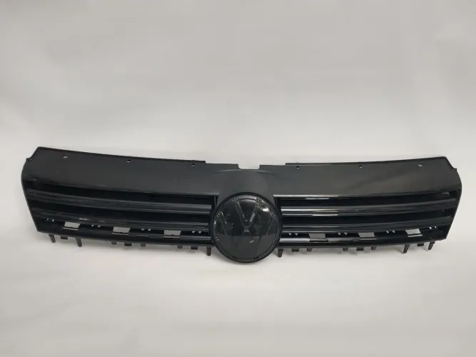 Grade dianteira Volkswagen Fox 2015/2019 original usada