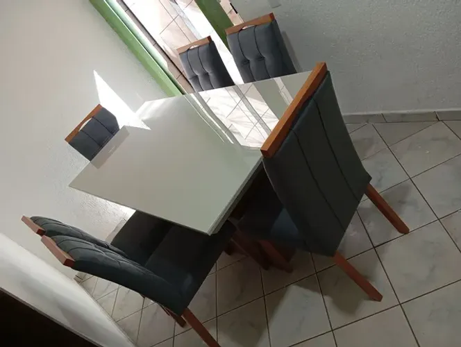 Mesa de jantar 6 cadeiras 1.80 cm ( promoção ) 