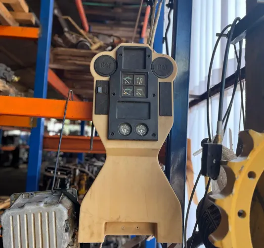 PAINEL CATERPILLAR 120H
